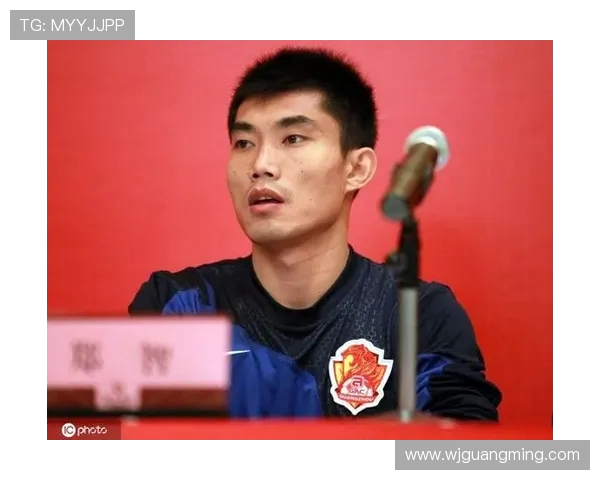 防守漏洞还是内乱?盖耶失控掌掴基恩,郑智孙祥在广州队冲突重提 防守漏洞还是内乱?盖耶失控掌掴基恩,郑智孙祥在广州队冲突重提