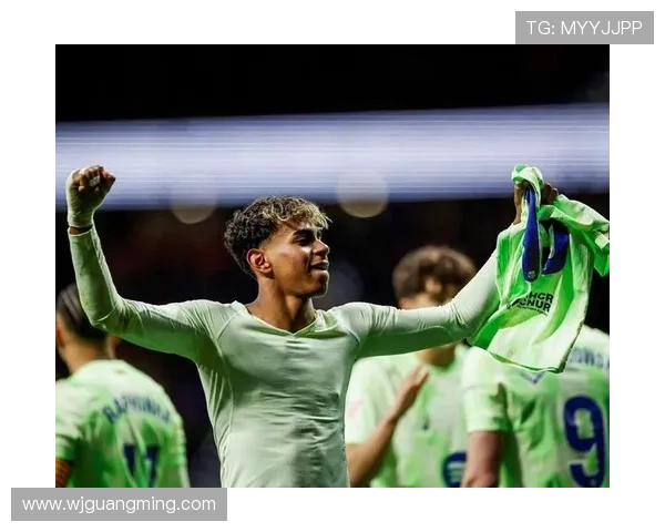 西甲前瞻｜巴萨4-0阿拉维斯：125周年庆典被搞砸，126呢？